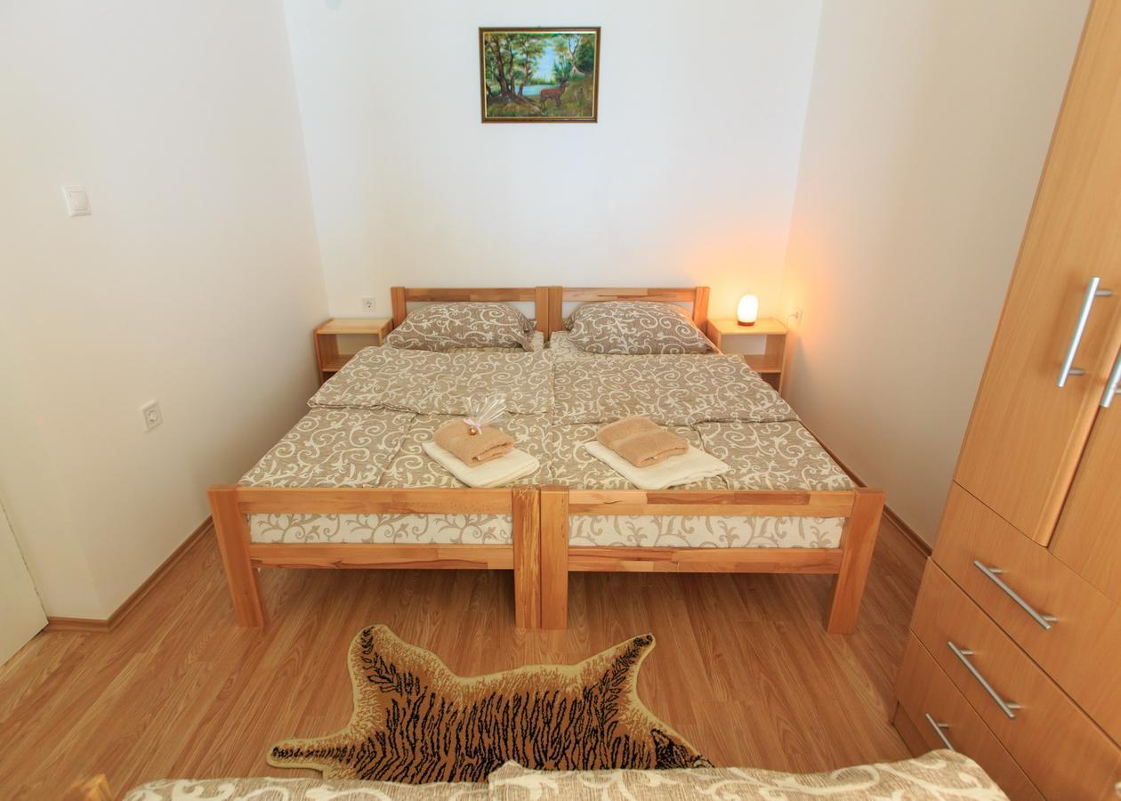 Fortuna Apartments Pacsér Kültér fotó