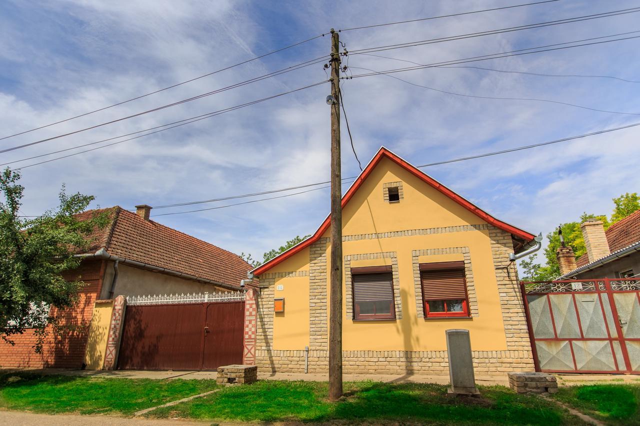 Fortuna Apartments Pacsér Kültér fotó