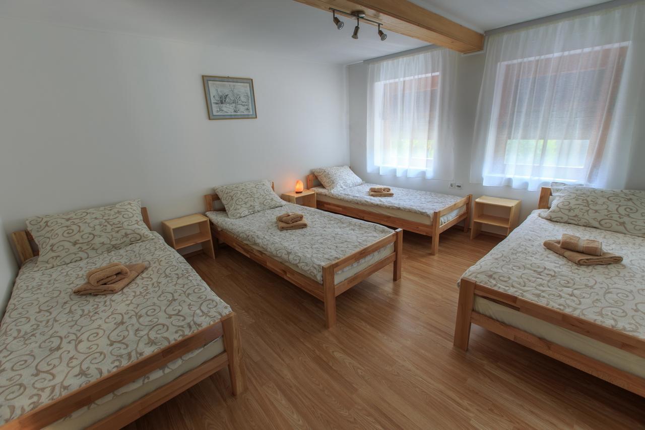 Fortuna Apartments Pacsér Kültér fotó
